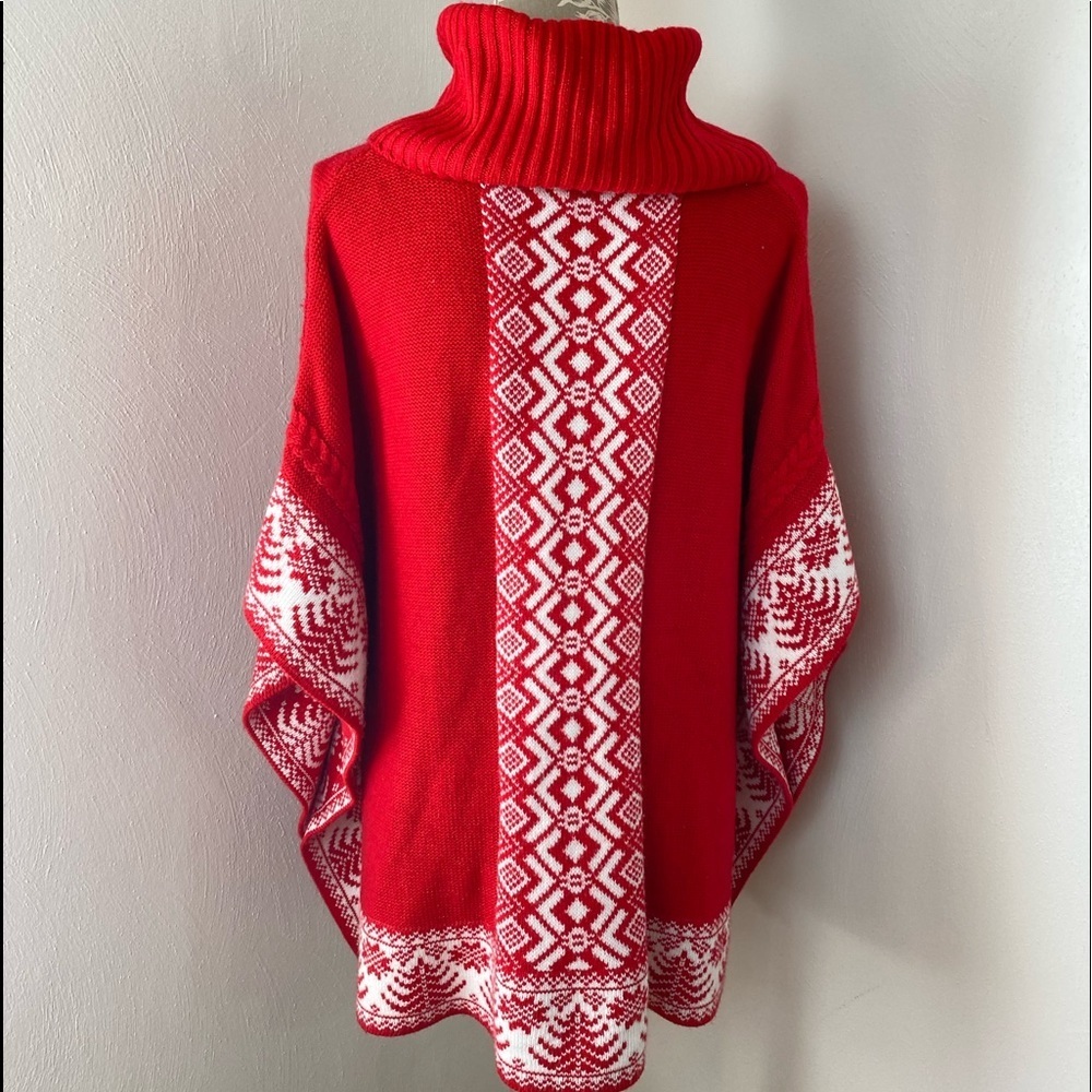 Black Rivet Sweater Cape/Poncho. Red/White Sz S.